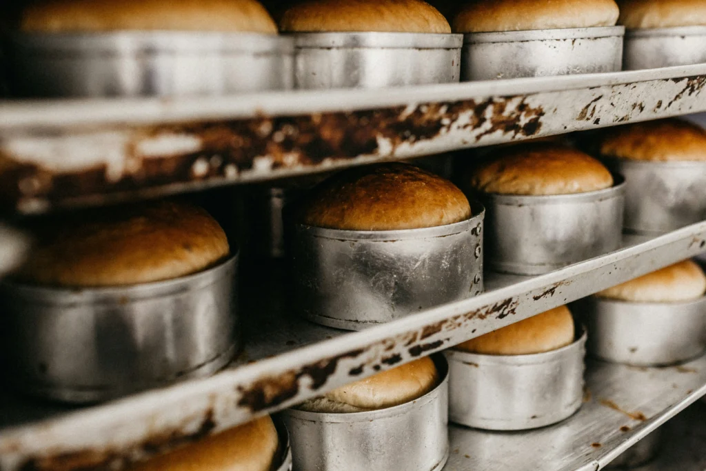momo bakery